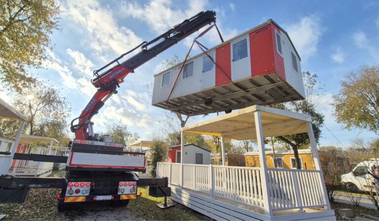 Pročitajte više o članku Montaža i demontaža mobilnih kućica – Marina di Venezia