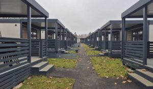 Pročitajte više o članku Demontaža i montaža mobilnih kućica – Camping Resort Riegersburg, Austrija